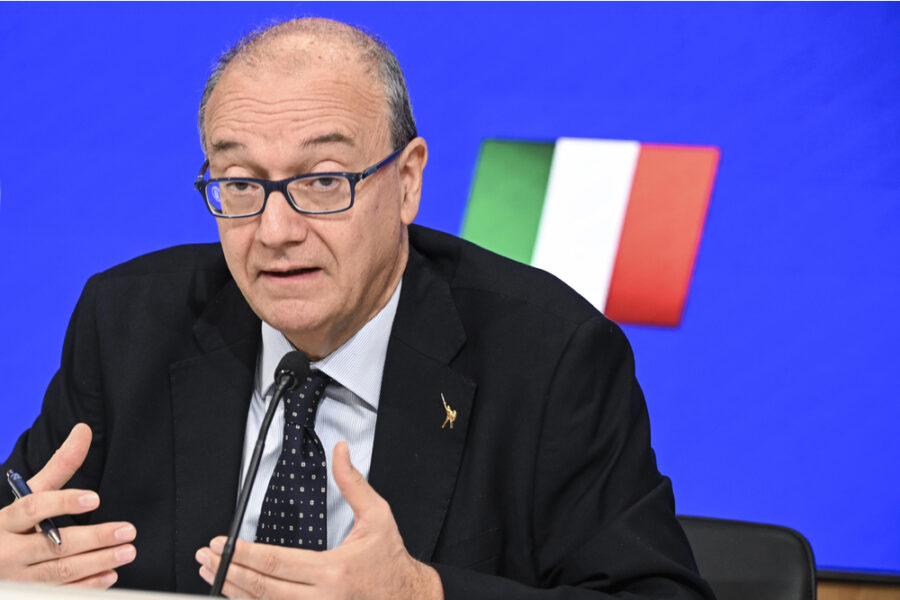 Aumenti per docenti e Ata e pagamento degli arretrati