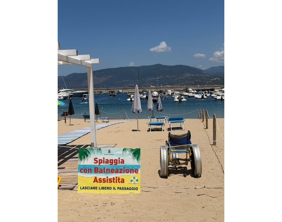 Centola, riapre la spiaggia accessibile di Palinuro