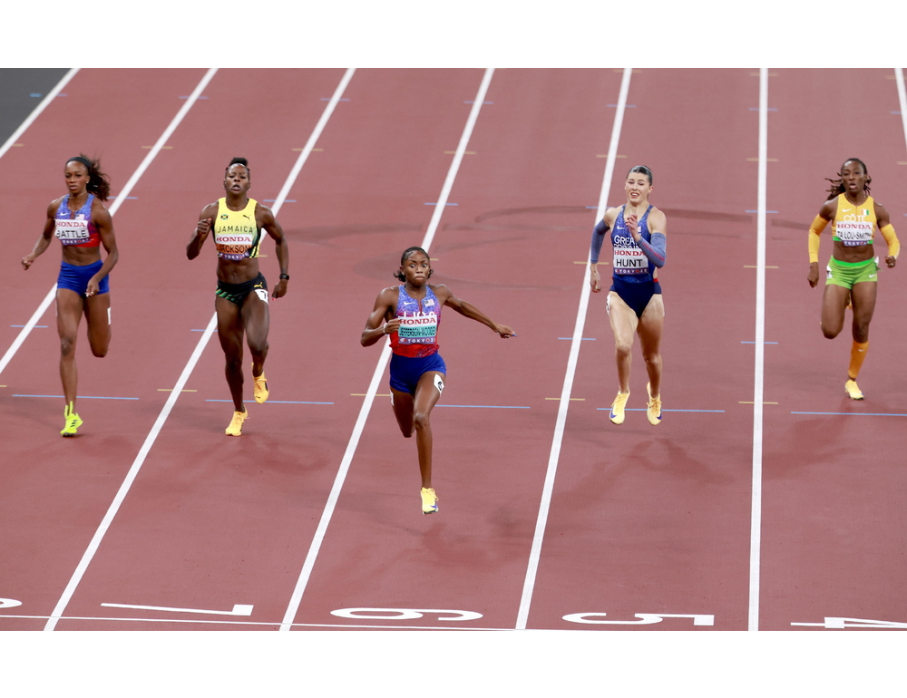 Corte Suprema Usa conferma divieto per i transgender di competere in sport femminili