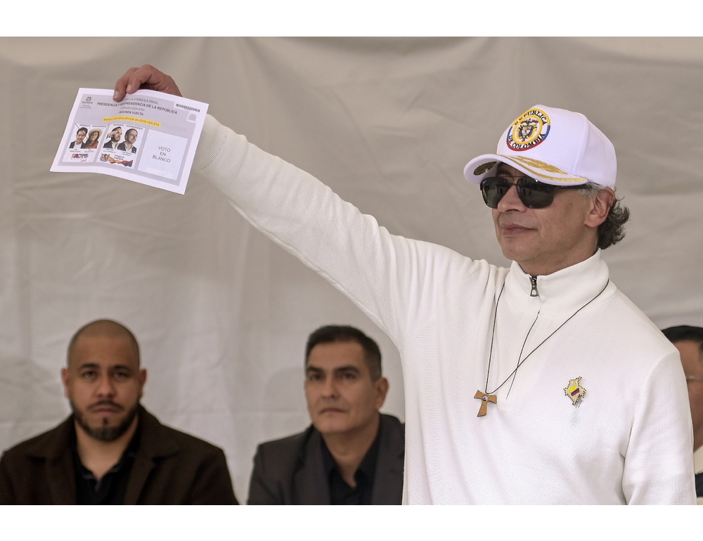 Elezioni in Colombia, Petro chiede di attendere lo scrutinio ufficiale del voto