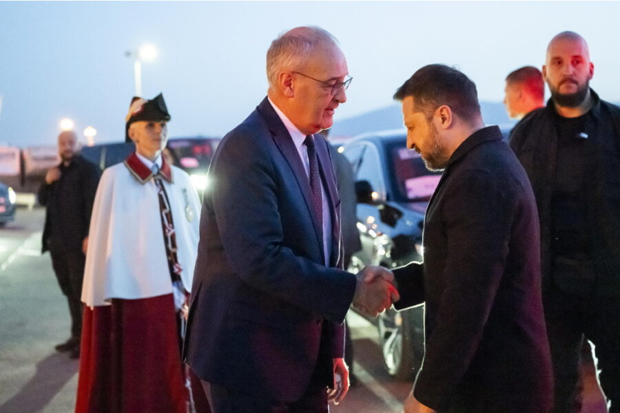 Messaggio di 'unità' a Zelensky. Avanti con gli aiuti per l'energia e per la difesa aerea