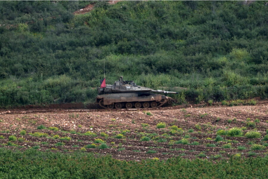 Ordigno aereo contro carro armato