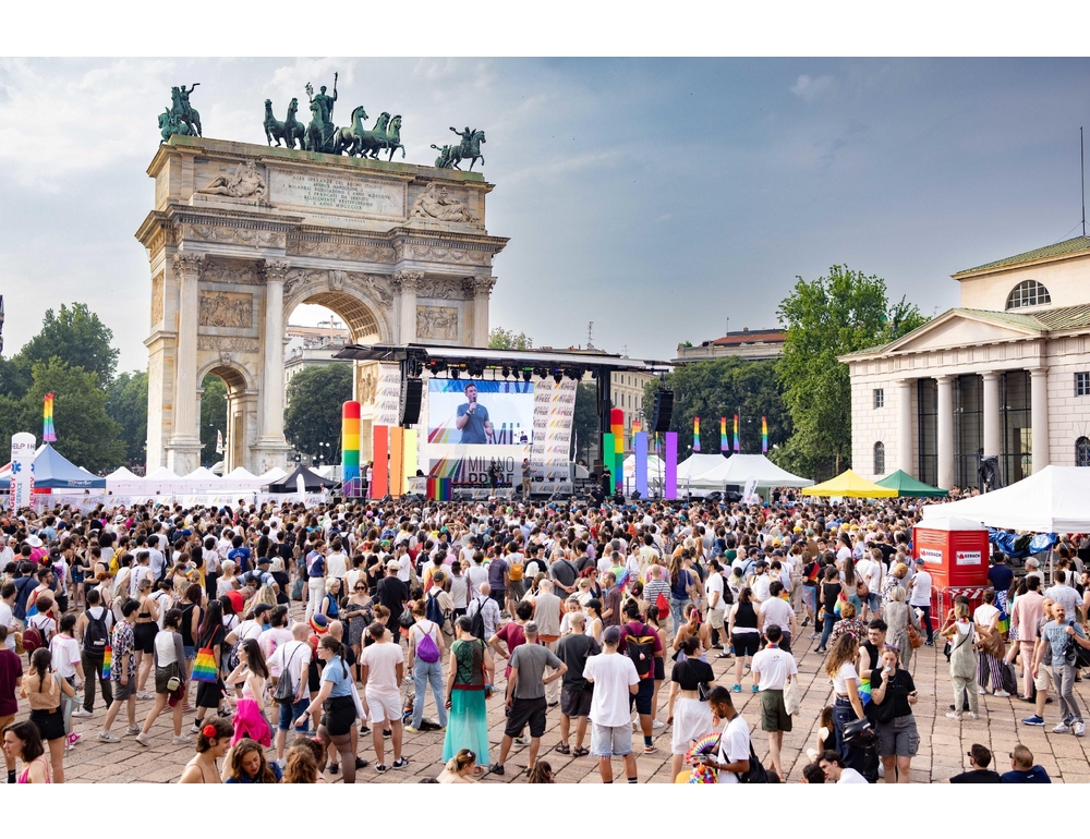 Il Milano Pride fa appello a scendere tutti in piazza, ‘in lotta per i diritti’