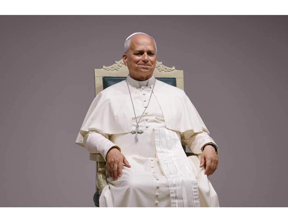 Il Papa agli scrittori, abbiamo bisogno di voi, create spazi di libertà
