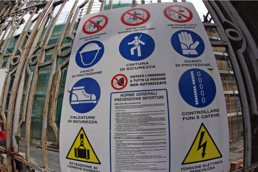 Infortunio in un'azienda metalmeccanica di Livorno