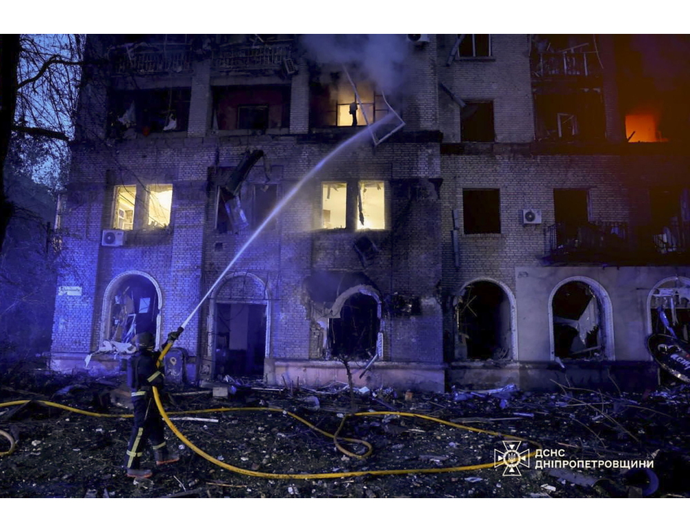 Kiev, sale a 13 il numero dei morti in Ucraina per i raid russi