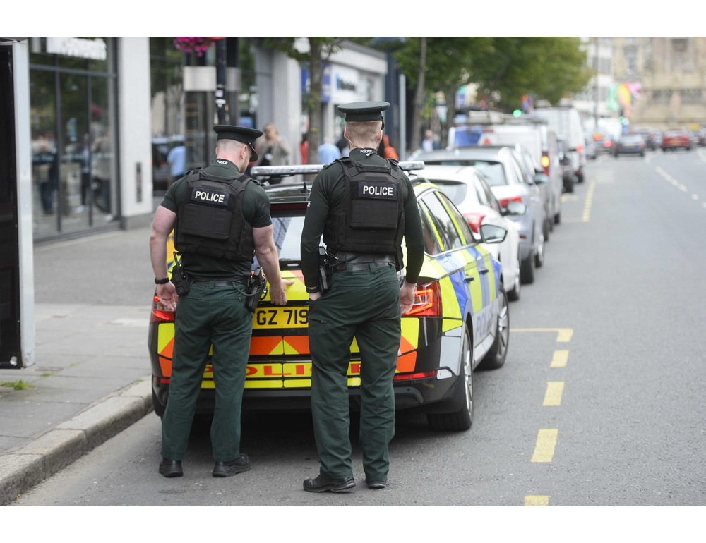 La sindaca di Belfast minacciata di morte, ‘non mi farò intimidire’