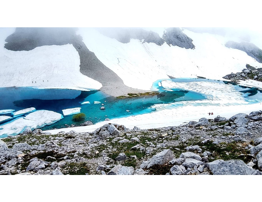 Lago di Pilato nelle Marche ritrova la forma ‘a occhiali’ dopo dieci anni