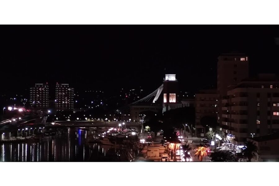 E' accaduto intorno a mezzanotte in pieno centro