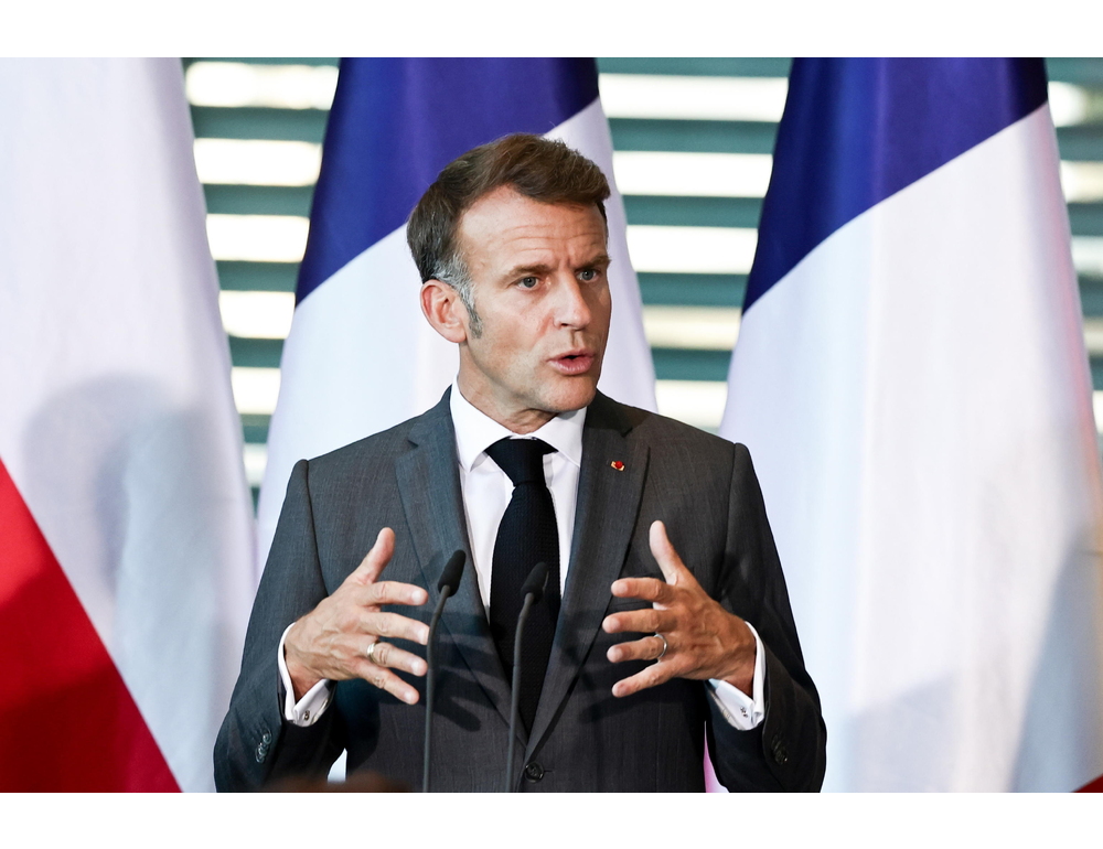 Macron, intercettata petroliera della flotta ombra russa al largo Sicilia