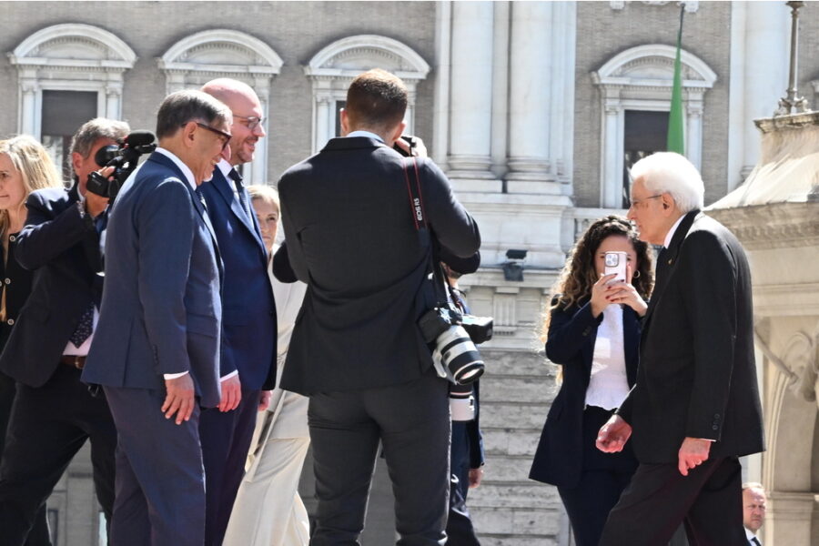 ANSAMattarella-oggi-alla-Camera-rendiamo-onore-ai-Padri-costituenti