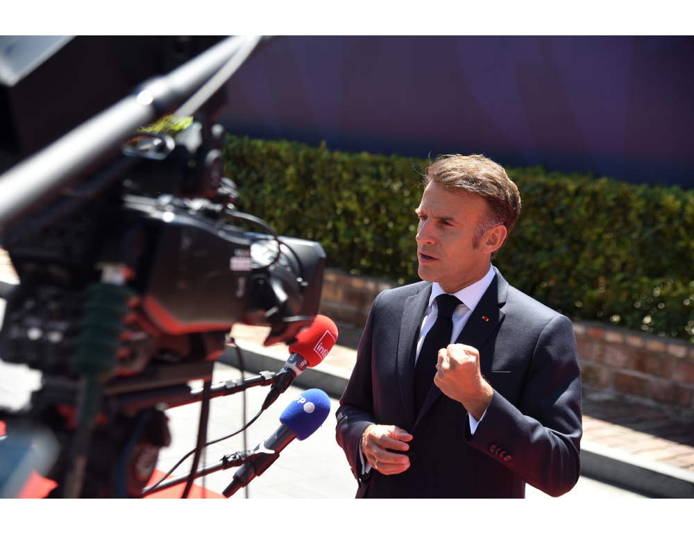 Media, Starmer, Macron e Merz vedranno Zelensky nel fine settimana