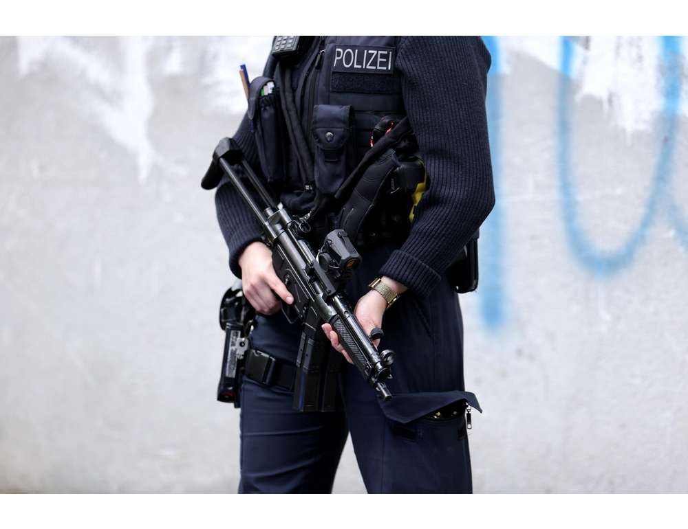Media, gli spari e le vittime in Germania in un centro giovanile