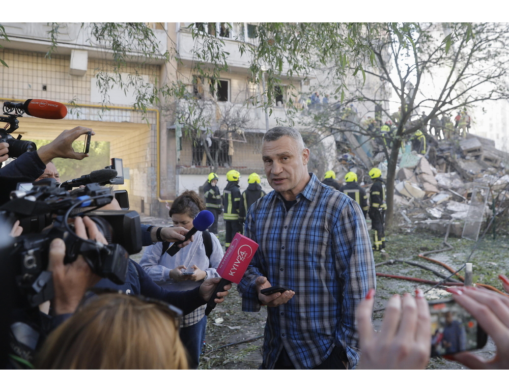 Missili russi su Kiev, udite esplosioni nella capitale