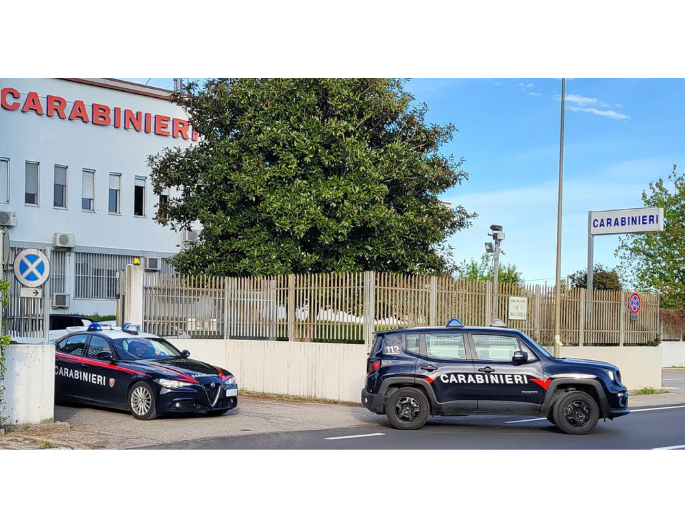 Picchiano due persone, arrestati per tentato omicidio e odio etnico