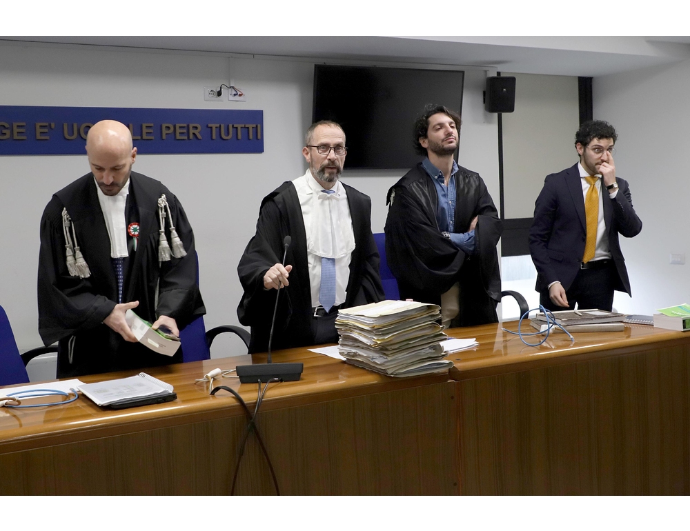 ‘Pm non descrivono reato, non c’è la riorganizzazione del partito fascista’
