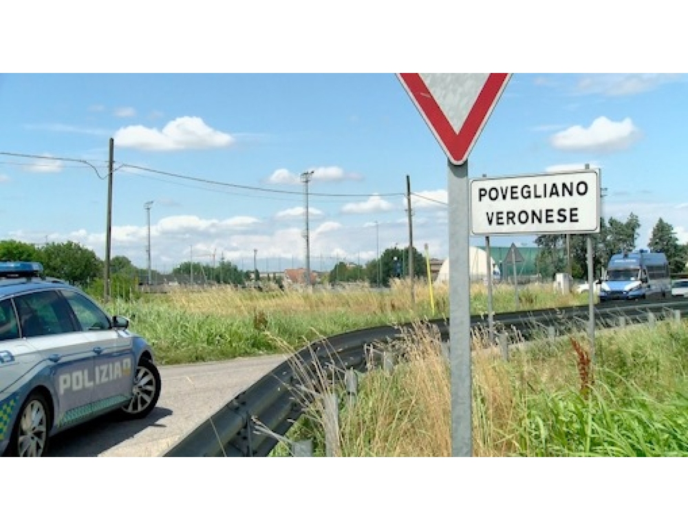 Polizia blocca rave party in ex base militare, oltre 100 persone identificate