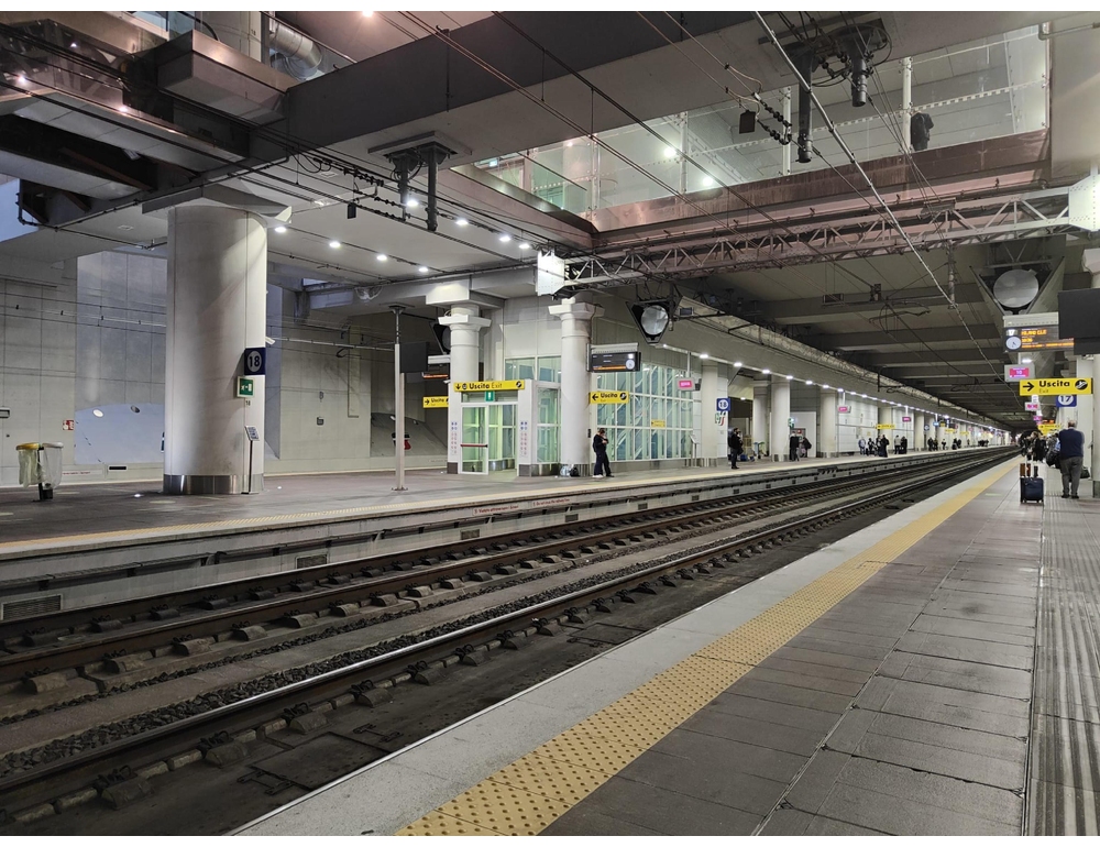 Problemi ai treni, caos sul nodo di Bologna con ritardi di due ore