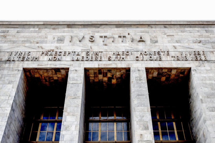 Procuratore Viola interviene dopo le polemiche sulla sentenza per l'urbanistica