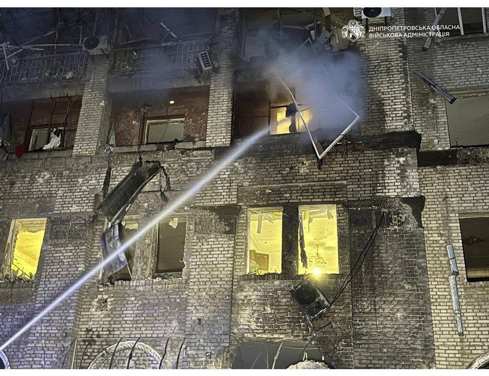 Raid russo su Dnipro, 4 morti e almeno 16 feriti