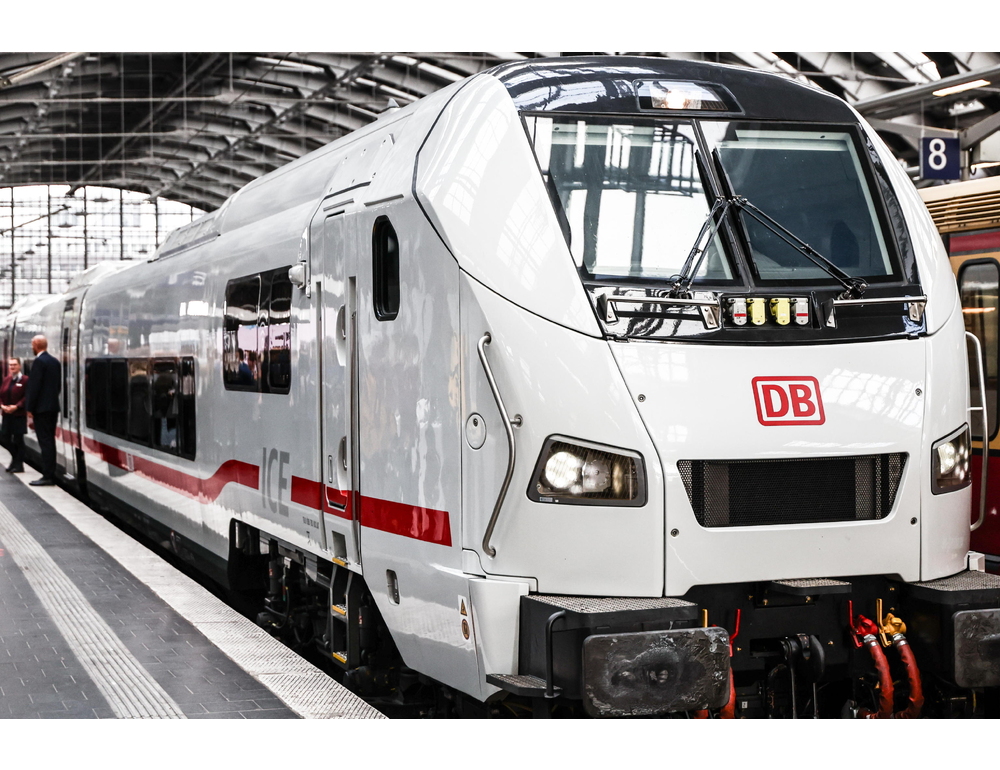 Riprendono a circolare i primi treni in Germania