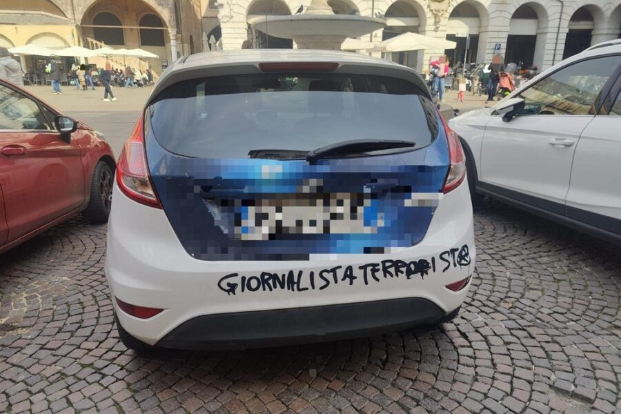 Indagato dalla Digos appartenente all'area anarco-antagonisti