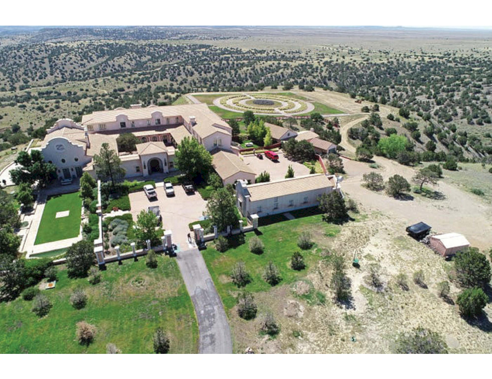 Si allarga l’inchiesta sul ranch di Epstein, chiesti dati a JPMorgan e Google