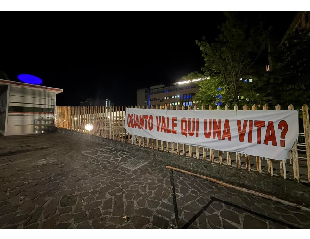 Sindaco di Isernia smantella la tenda davanti all’ospedale, ‘ora fase due’