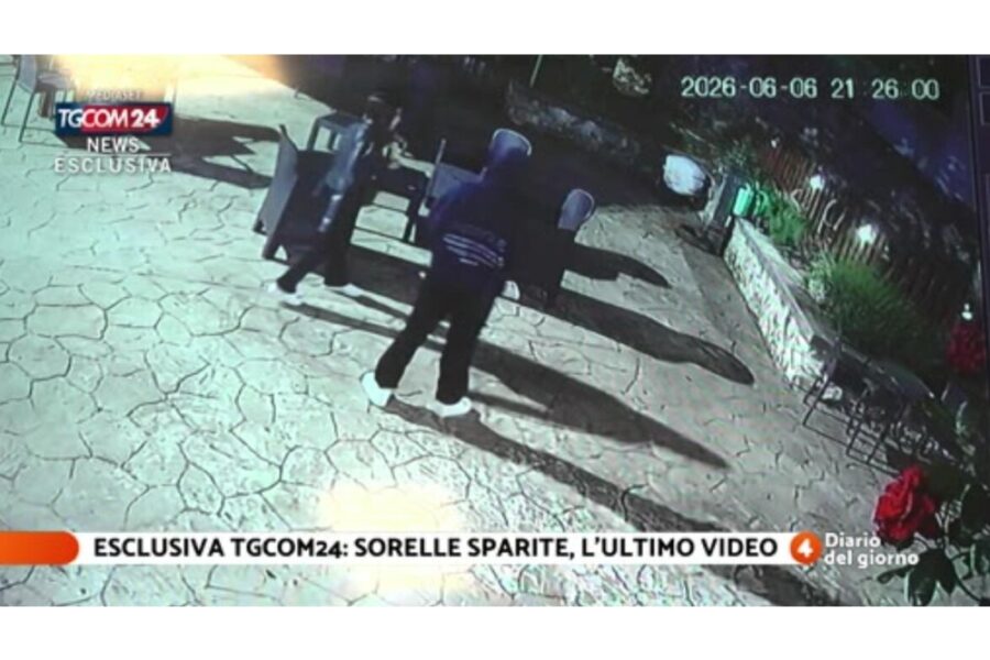 Una commerciante informa gli investigatori