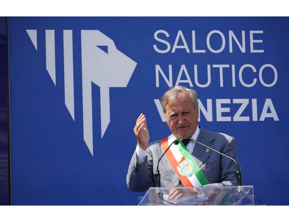 Spese elettorali, ex sindaco Venezia Brugnaro a giudizio