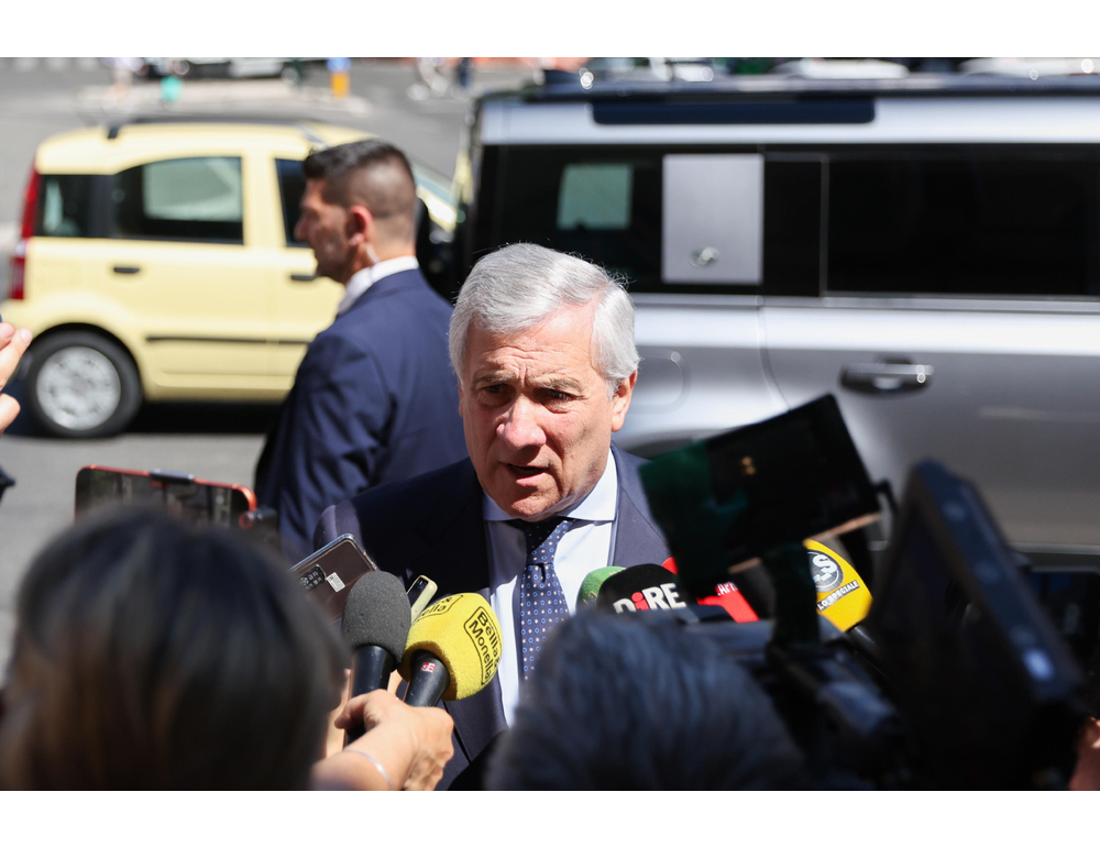 Tajani, ‘Putin dimostri di volersi sedere seriamente al tavolo’