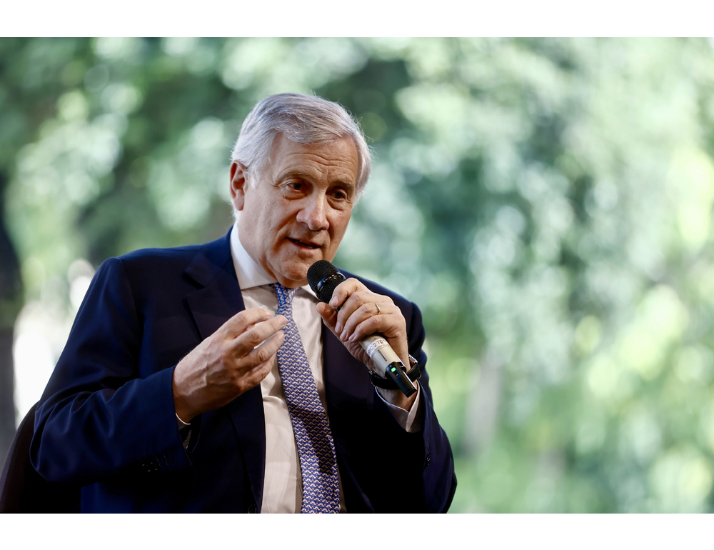 Tajani, ‘per Trump Ue irrilevante? Non è nostra guerra ma facciamo nostra parte’