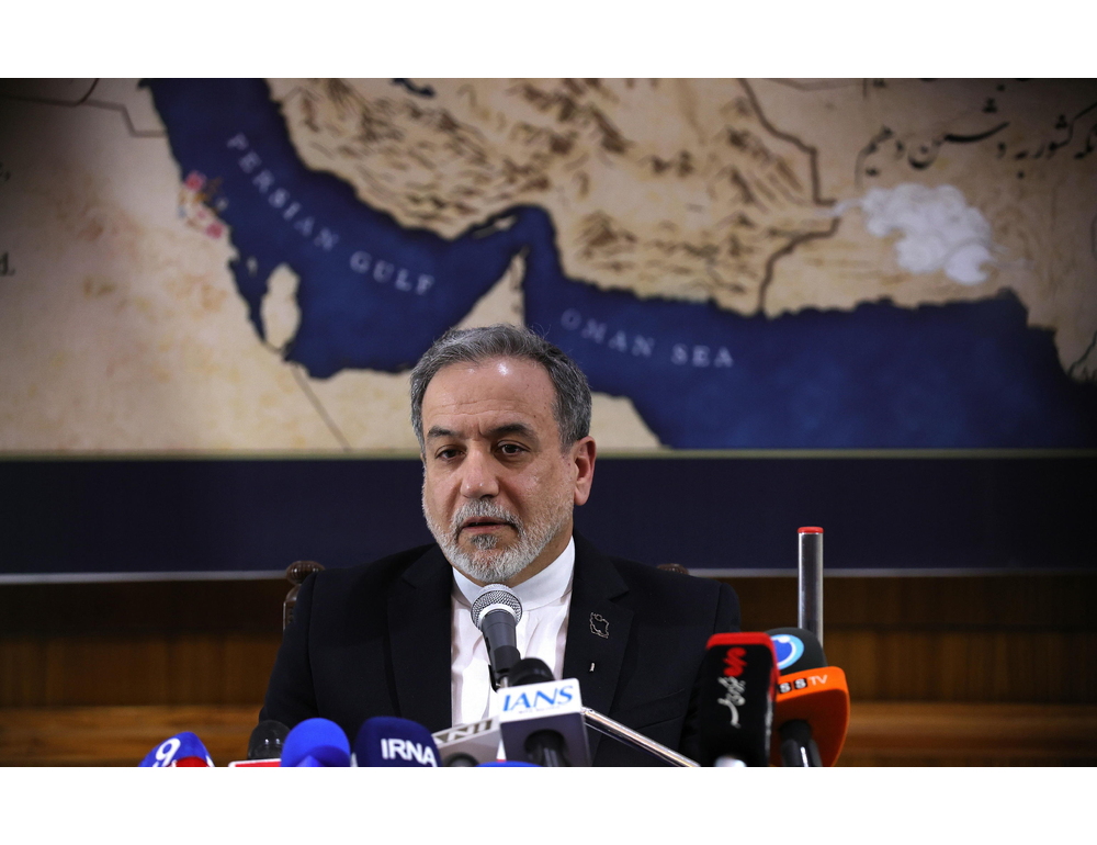Teheran, ‘rischio costante per le forze straniere nei pressi di Hormuz’