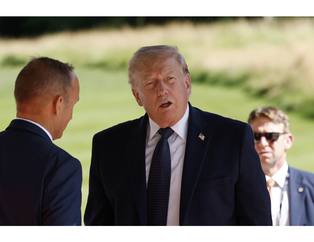 Trump a Macron, Usa non hanno bisogno di molto aiuto per riaprire Hormuz