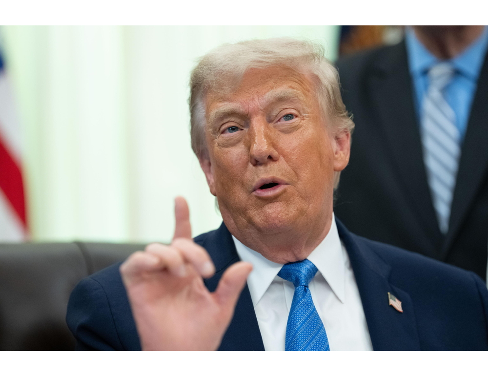 Trump, ‘in futuro prenderemo il controllo delle infrastrutture petrolifere Iran’
