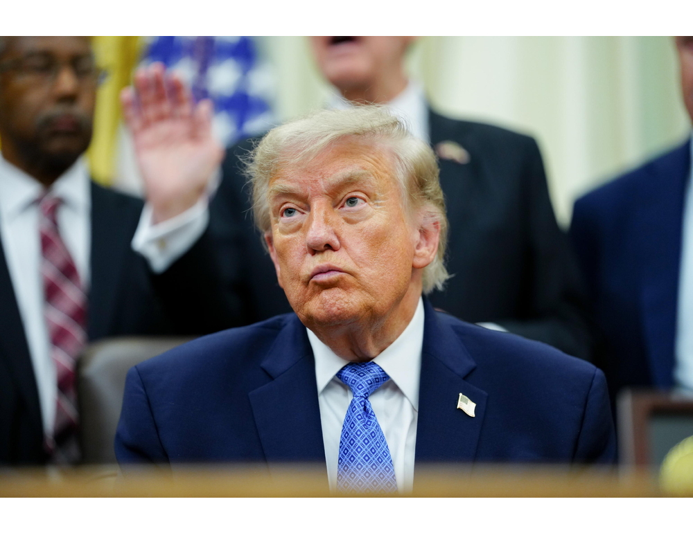 Trump, ‘l’Iran ha lanciato 4 droni contro navi ad Hormuz’