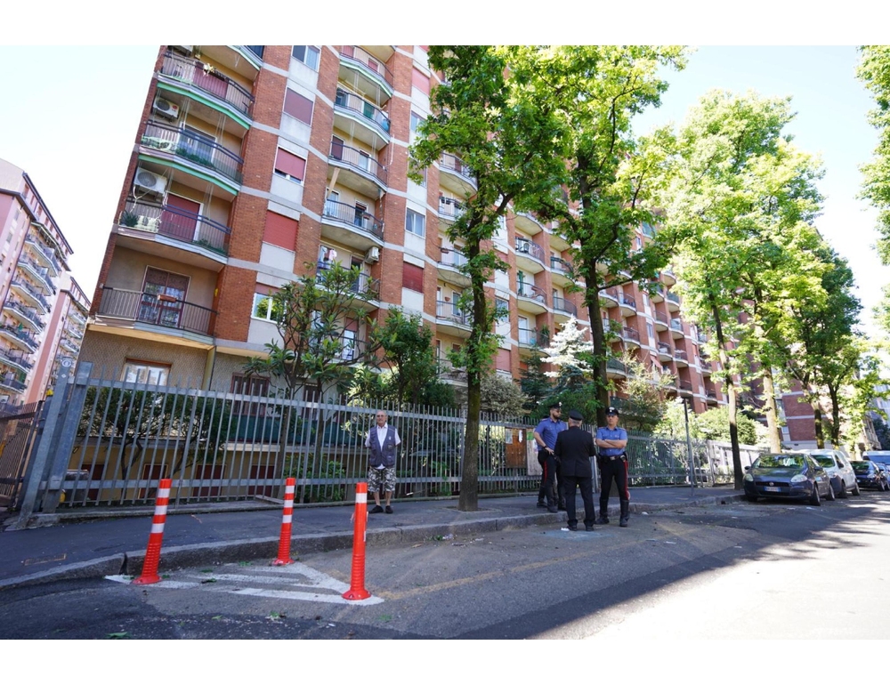 Uccide il padre dandogli fuoco, alle spalle un altro omicidio