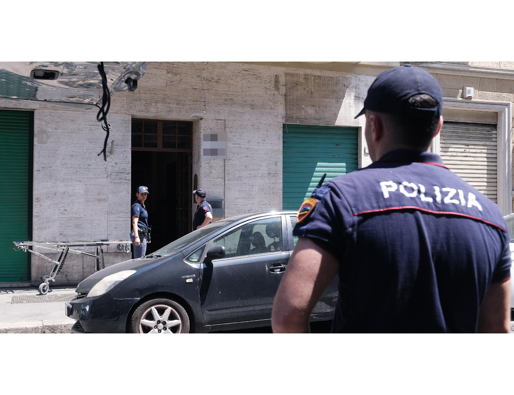Uccide la figlia 13enne e si suicida, autopsie nei prossimi giorni