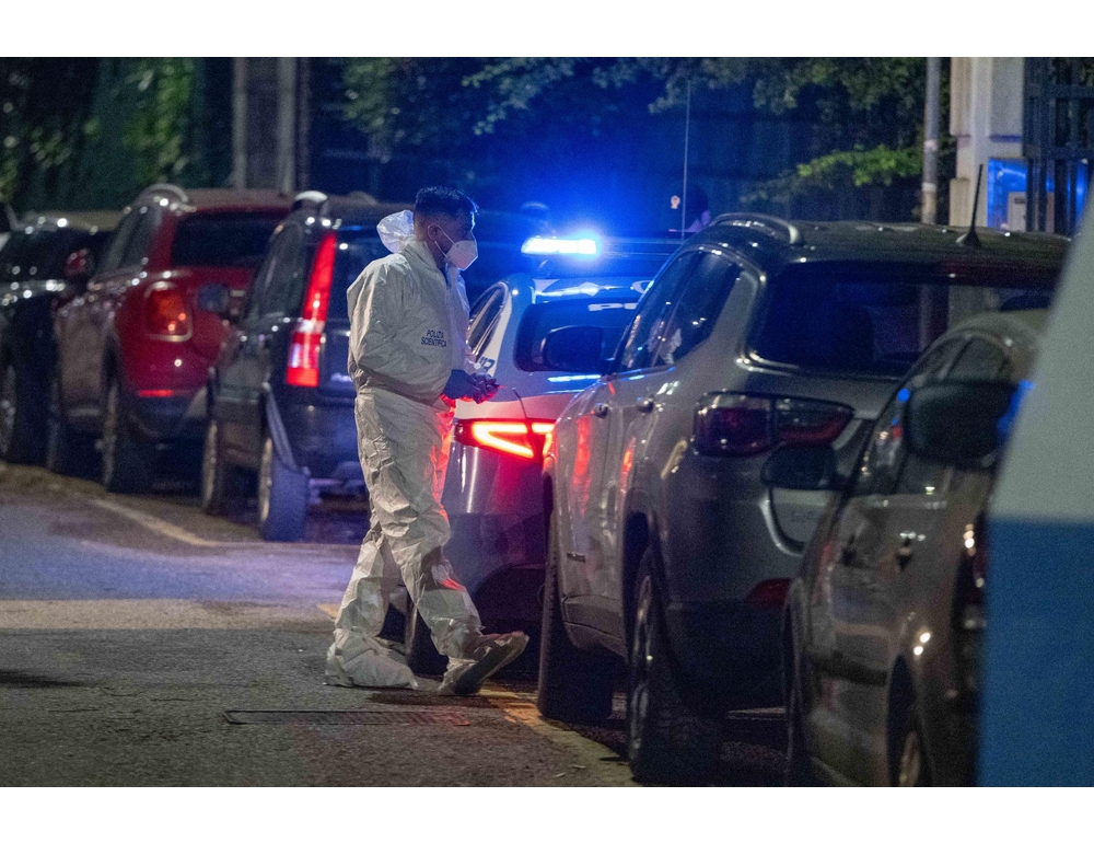 Uccise domestico in una villa a Milano, il pm chiede 18 anni di carcere