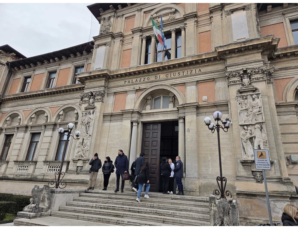 Violentata in strada ad Avezzano, convalidato l’arresto per l’aggressore
