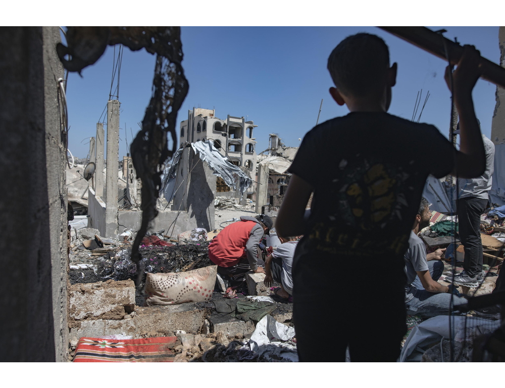Wafa, almeno 4 morti in raid israeliani su un condominio a Gaza