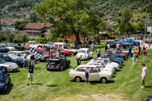 Valle Intelvi, sfilata di auto storiche: presenti 75 vetture