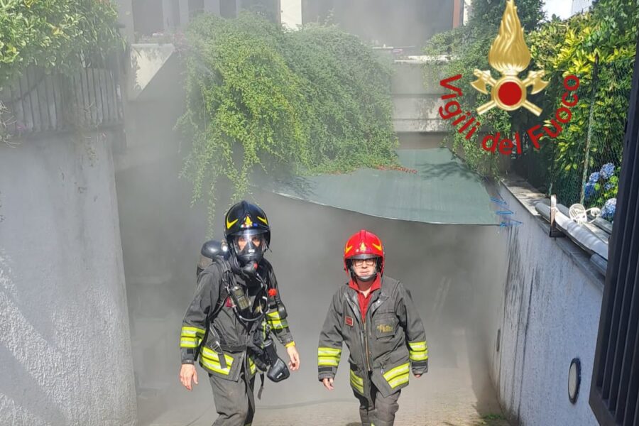 Incendio Mozzate