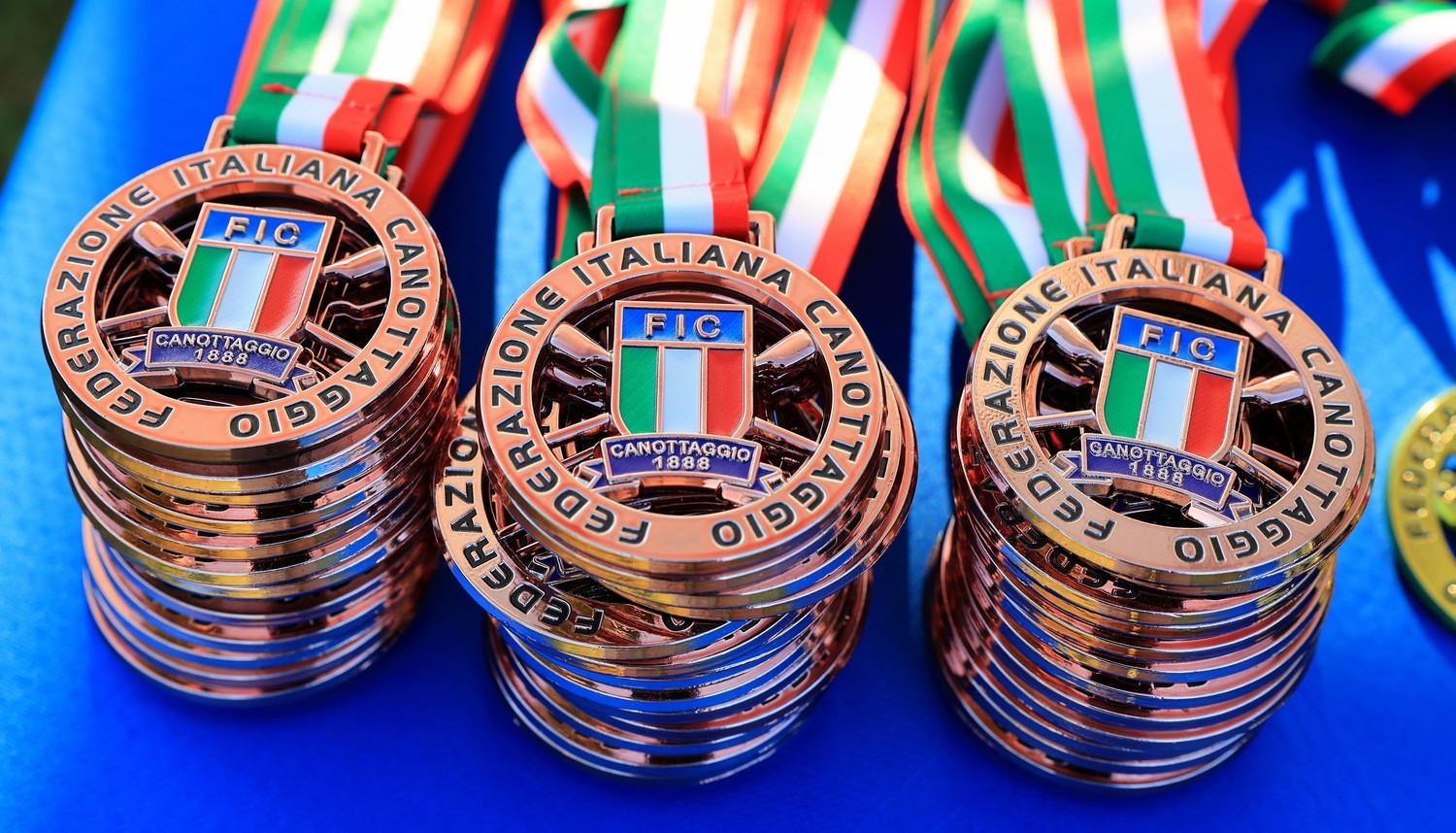 Tricolori giovanili del remo, sette ori comaschi