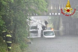Maltempo in Lombardia, 127 interventi dei vigili del fuoco