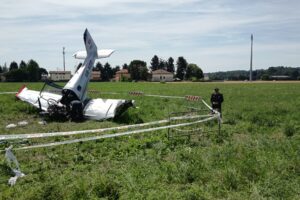 Ultraleggero precipitato a Lurate Caccivio, perizia in corso. Proseguono le indagini per ricostruire la dinamica dell’incidente