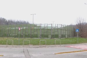 “Più parcheggi per l’ospedale Sant’Anna”. La Uil ha consegnato una petizione con 850 firme