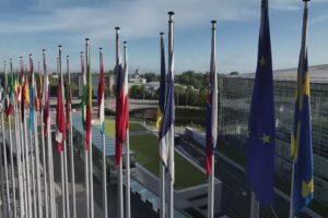 L’eurodeputato Maran a Como: “Difendiamo l’auto dagli altri, non dalle politiche green”