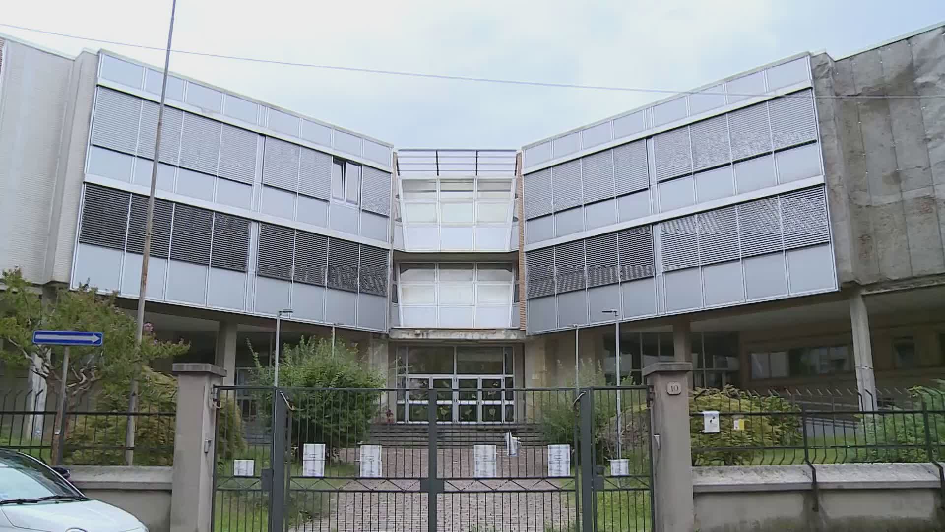 Chiusura “Corridoni” e Salita Cappuccini. Politica e famiglie: “Rispettiamo il Tar ma scelta errata”