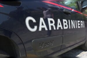 Faggeto Lario, tuffi dal pontile della Navigazione: tre giovani multati dai carabinieri